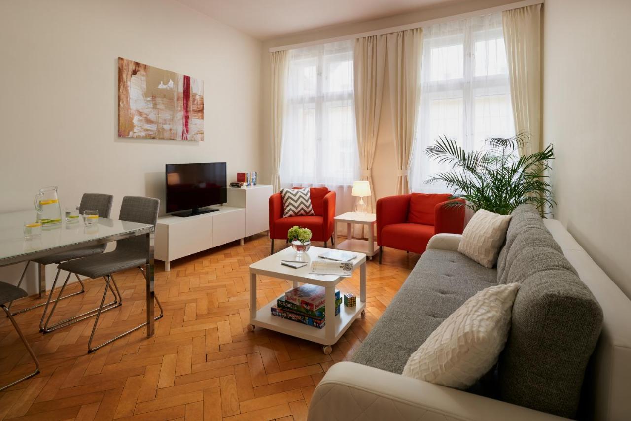 Apart Otel Vocelova 4*